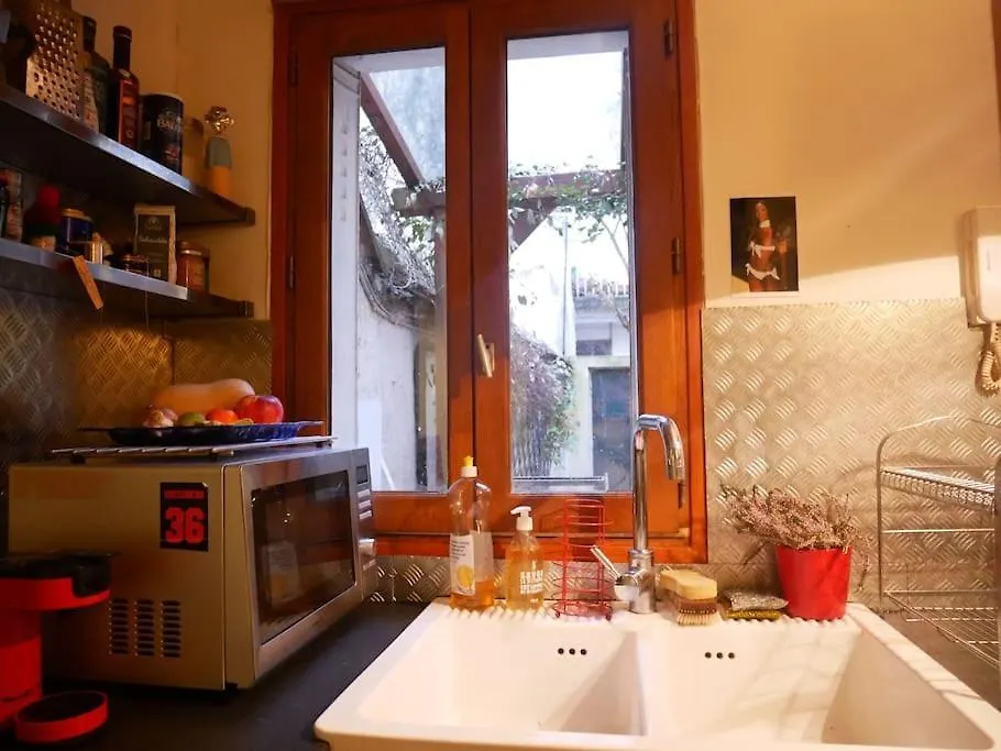 Rare Avec Jardin Privatif Au Centre De Apartman Párizs